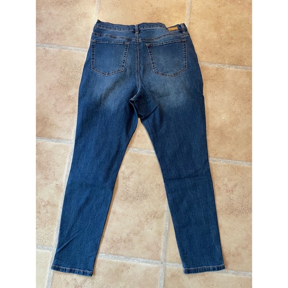 Ardene Skinny Jeans - Picture 2 of 2